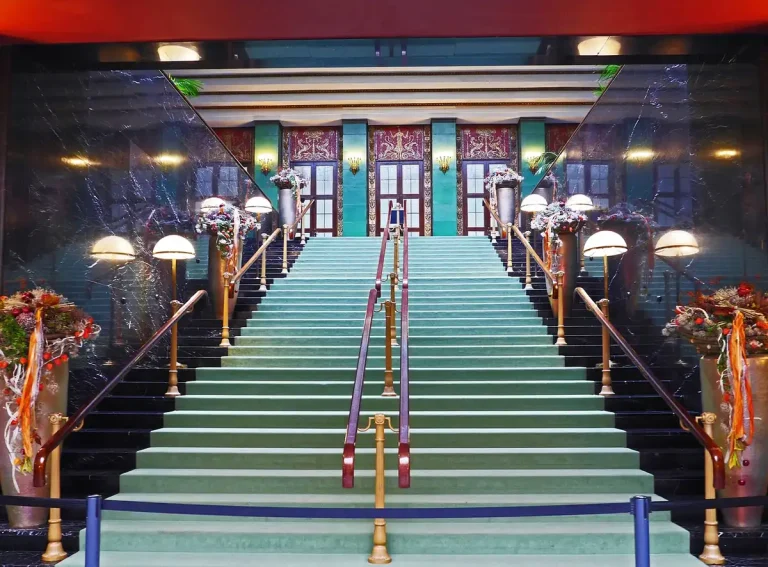 The most amazing casino architectures around the world stairs