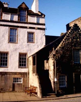 Holyrood Palace Edinburgh Abbey Strand 