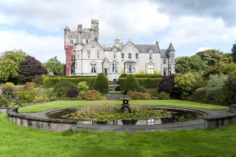 Glasgow Castle building