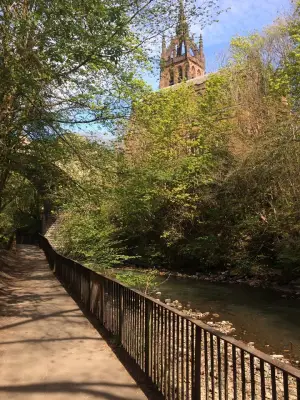 Kelvinbridge Parish Church building