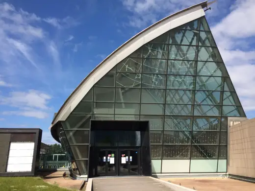 Glasgow Science Centre building end facade