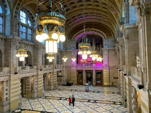 Kelvingrove Art Gallery Glasgow building interior