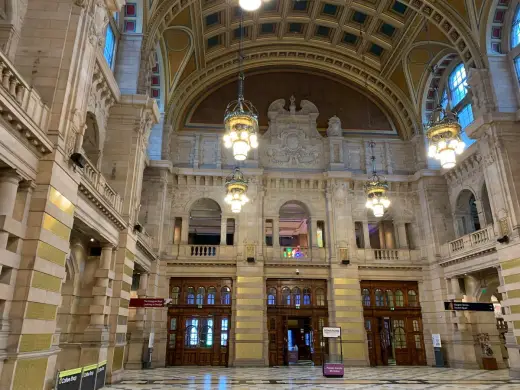 Kelvingrove Art Gallery Glasgow interior