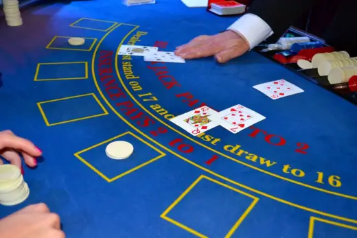 Baccarat professional job - casino card game table