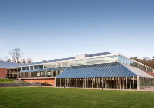 Burrell Collection museum building Glasgow