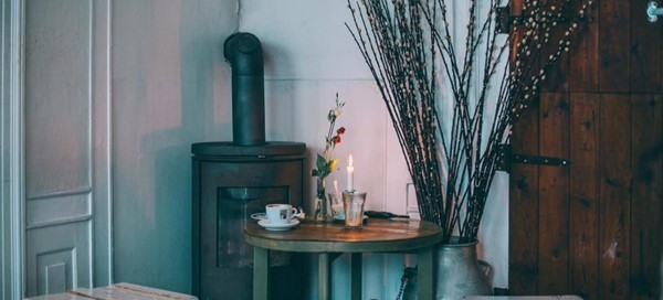 Metal as a material for your interiors: top trends