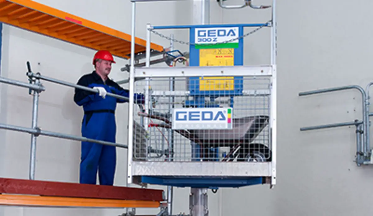 Enhancing construction efficiency with GEDA 200Z material hoist