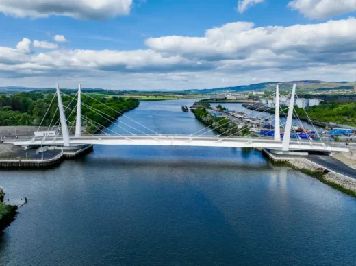 Renfrew Bridge, opening road crossing over River Clyde