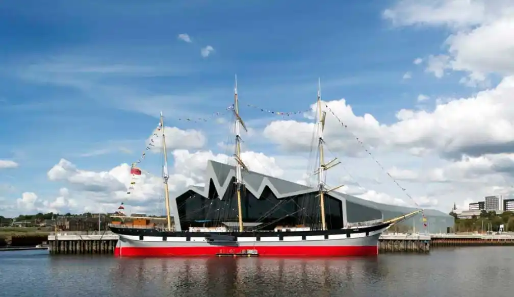 Riverside Museum Glasgow walking tours - building by architect Zaha Hadid