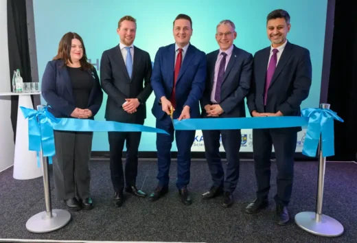 Health Innovation Hub Glasgow Wes Streeting ribbon cutting